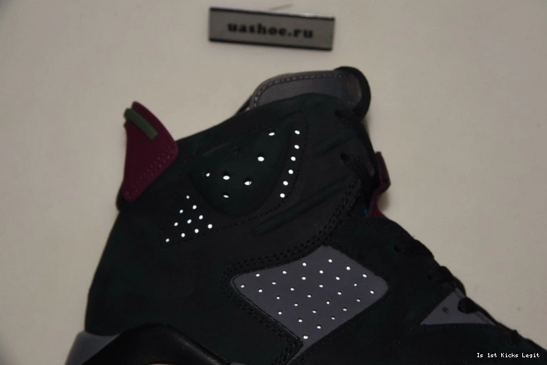 Jordan Bordeaux CT8529-063 Air 6 0302